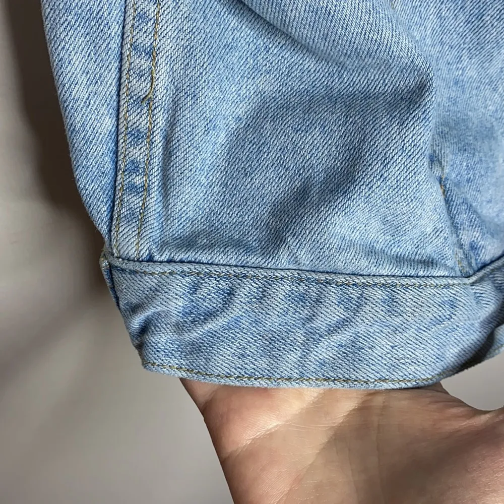 Liz Claiborne Vintage light wash denim vest size S - Image 75