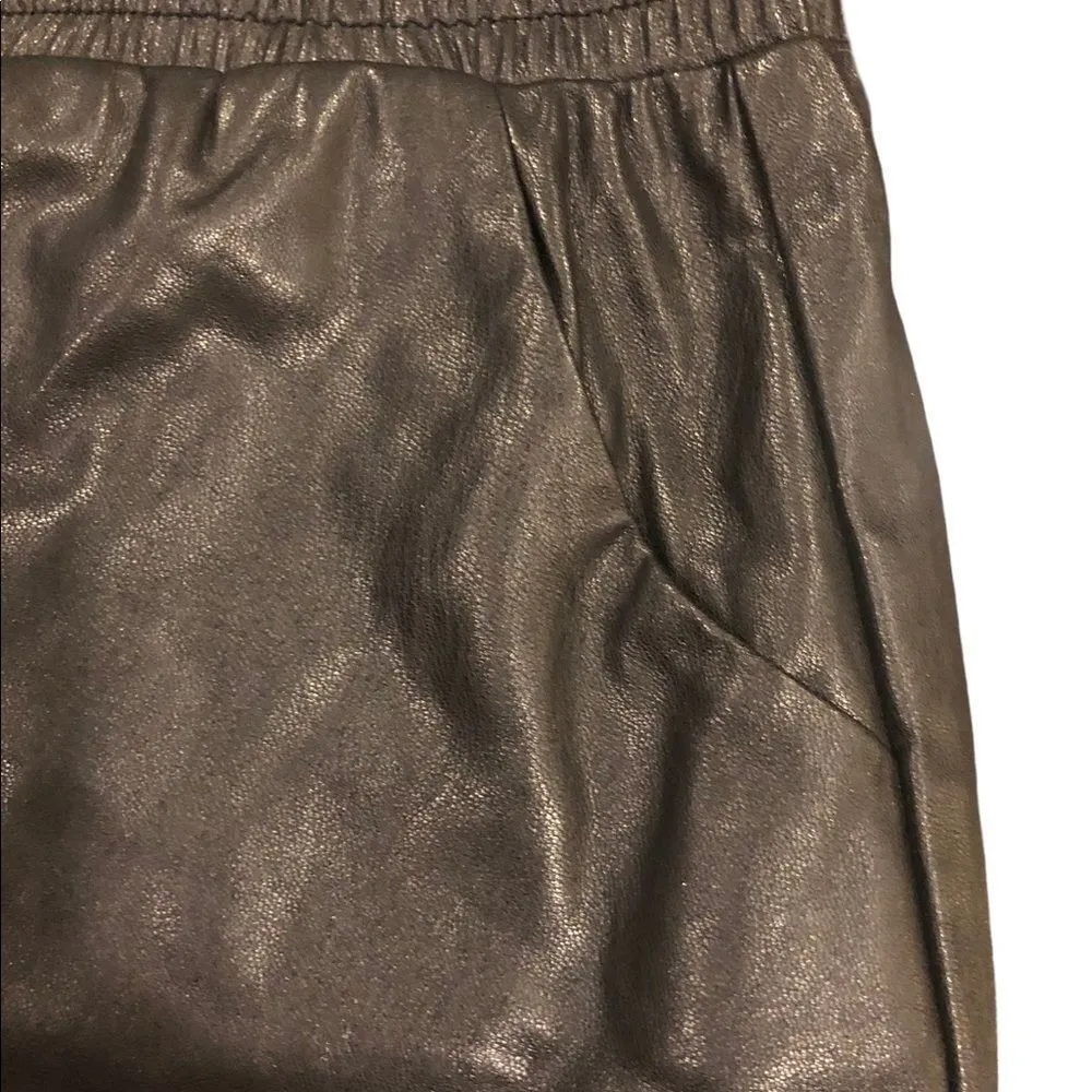 Mona B faux leather eyelet shorts size large - Image 5