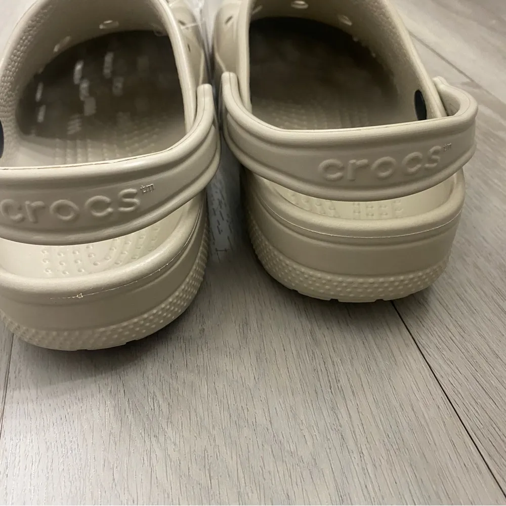 Crocs Baya Beige Unisex NWT m8/w10 - Image 5