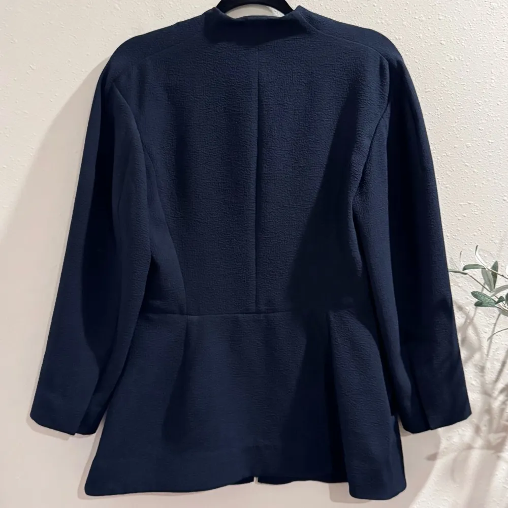 MM Lafleur Medium Galaxy Blue The Higgins Jacket Staccato Zip Front Pockets - Image 2