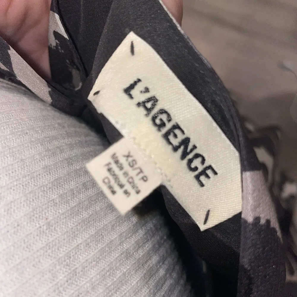 L'Agence  Tank - Image 3