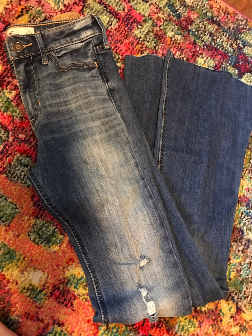 Hollister Bell Bottom Jeans - Image 2