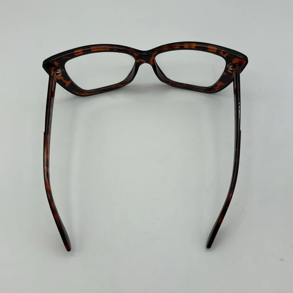 Tortoiseshell Cat - Image 3