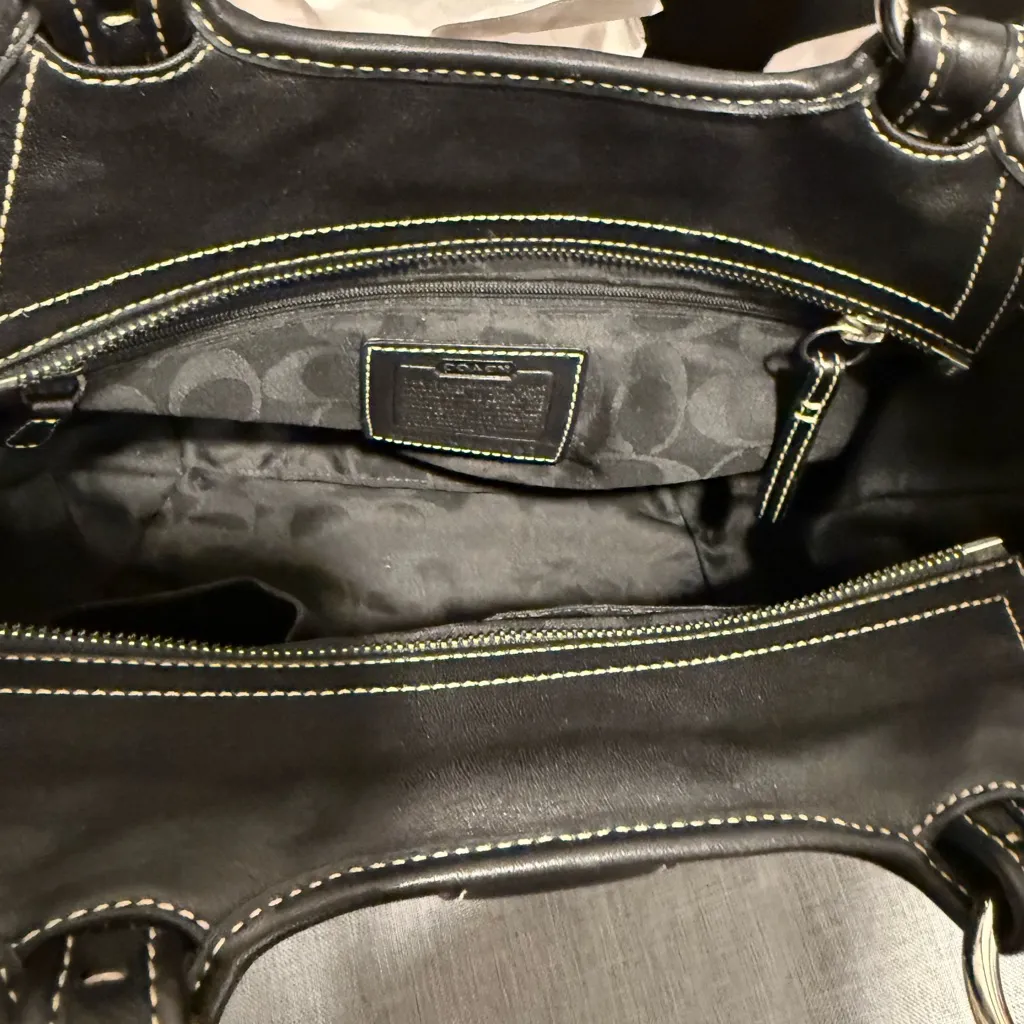 Coach y2k Black Leather Soho Buckle Bag - Image 5