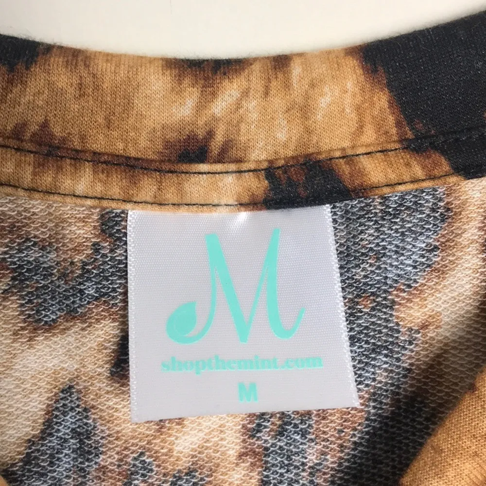 The Mint Julep Leopard Easy Like Sunday Pullover Brown Size M - Image 5