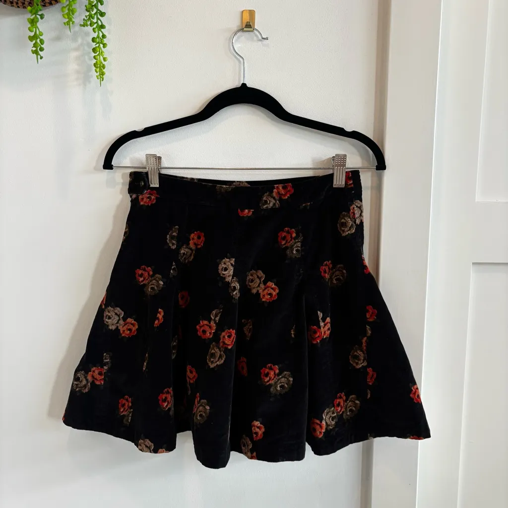 Free People Good Day Sunshine Floral Black Corduroy Mini Skirt Women's Size 4 - Image 3