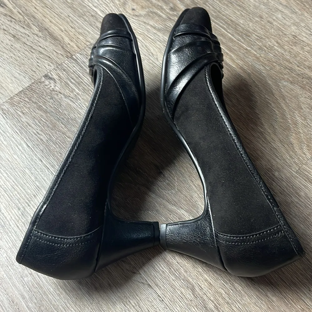 Aerosoles Heel Rest Heels Size 8 Medium - Image 10