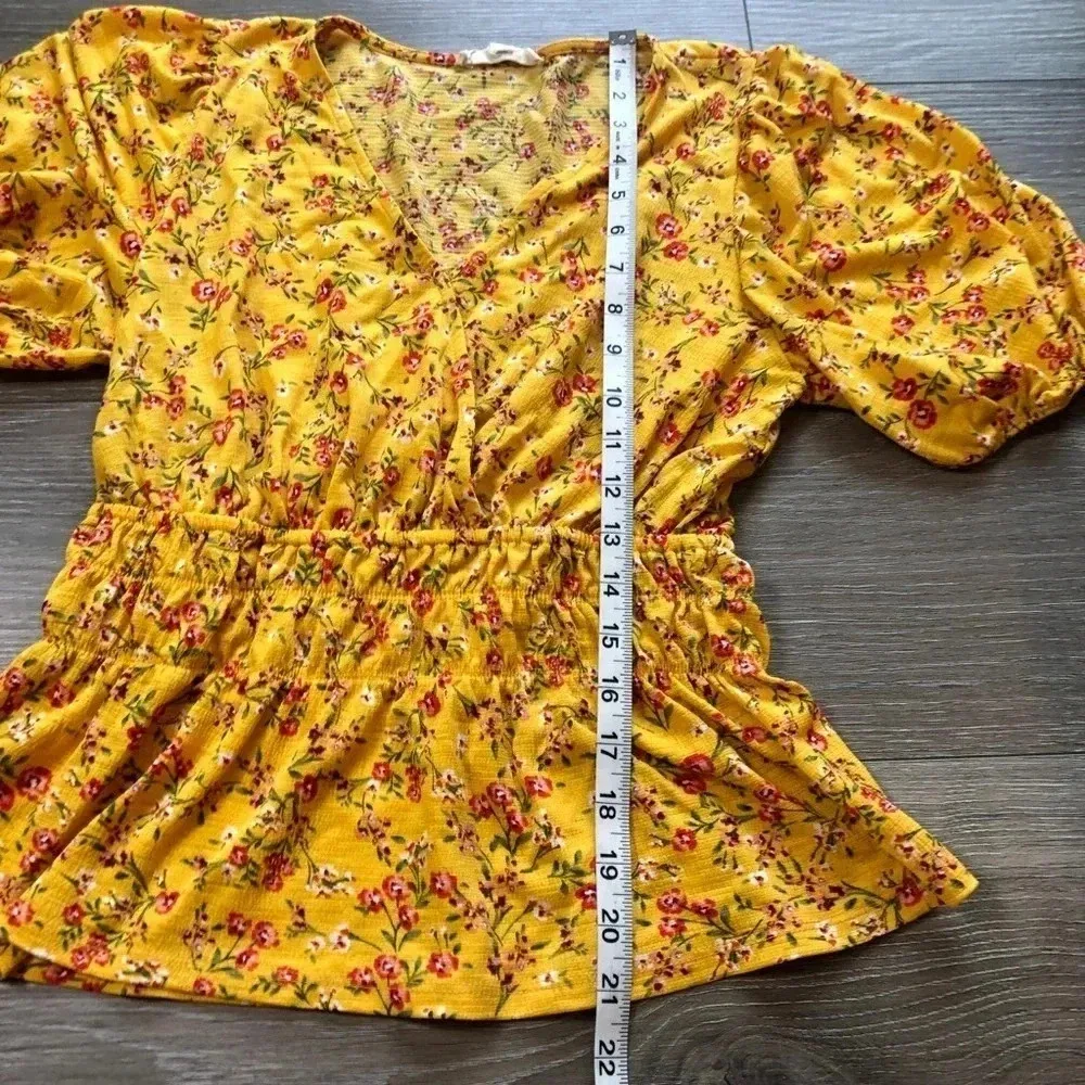 Parallel Skies Womens Yellow Floral Short Sleeve Blouse Size Medium - Image 6