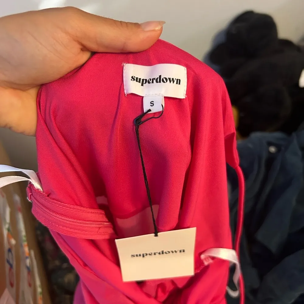 Nwt Superdown Hot Pink Jerica Mesh Mini Dress - Image 4