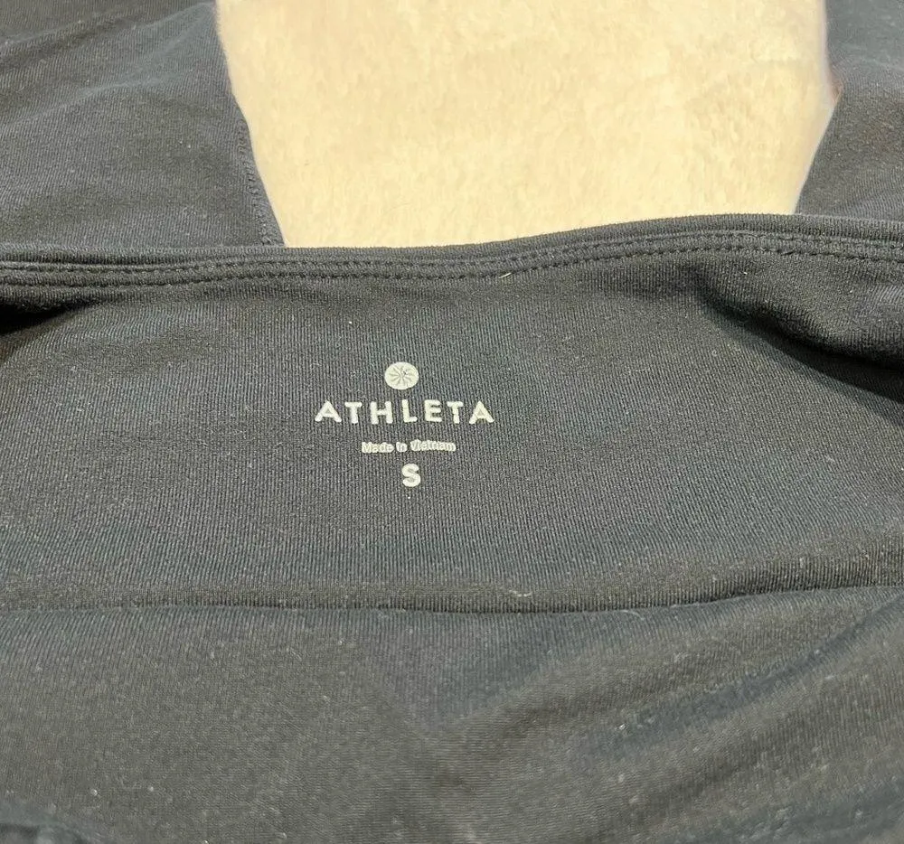 ATHLETA BLACK LEGGINGS! - Image 4