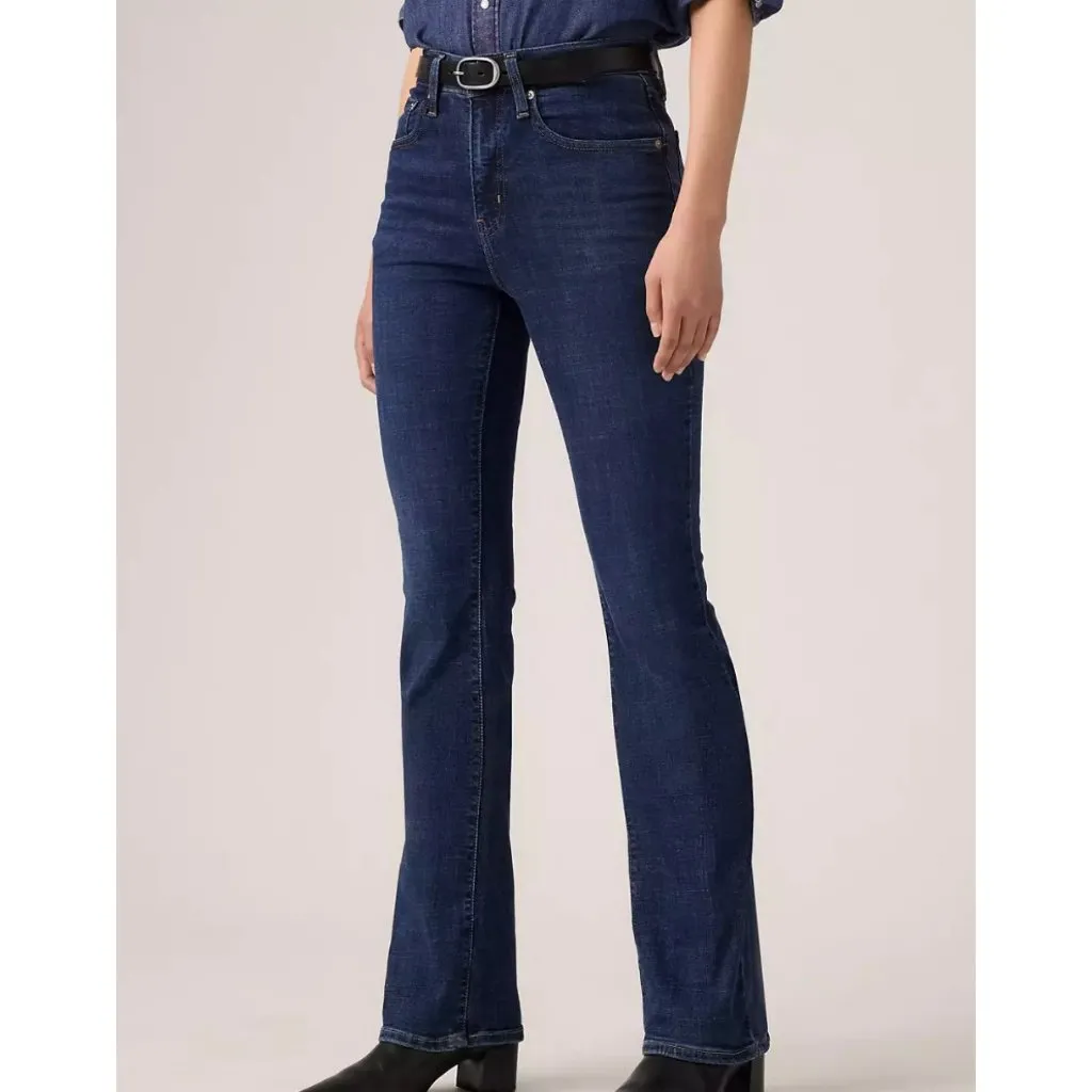 Levi's 725 High Rise Bootcut Women's 28x30 Jeans Dark Wash Lapis Dark Horse - Image 2