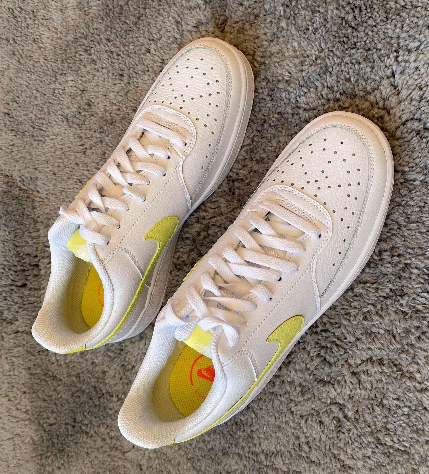 Nike Shoes 10.5 - Image 3