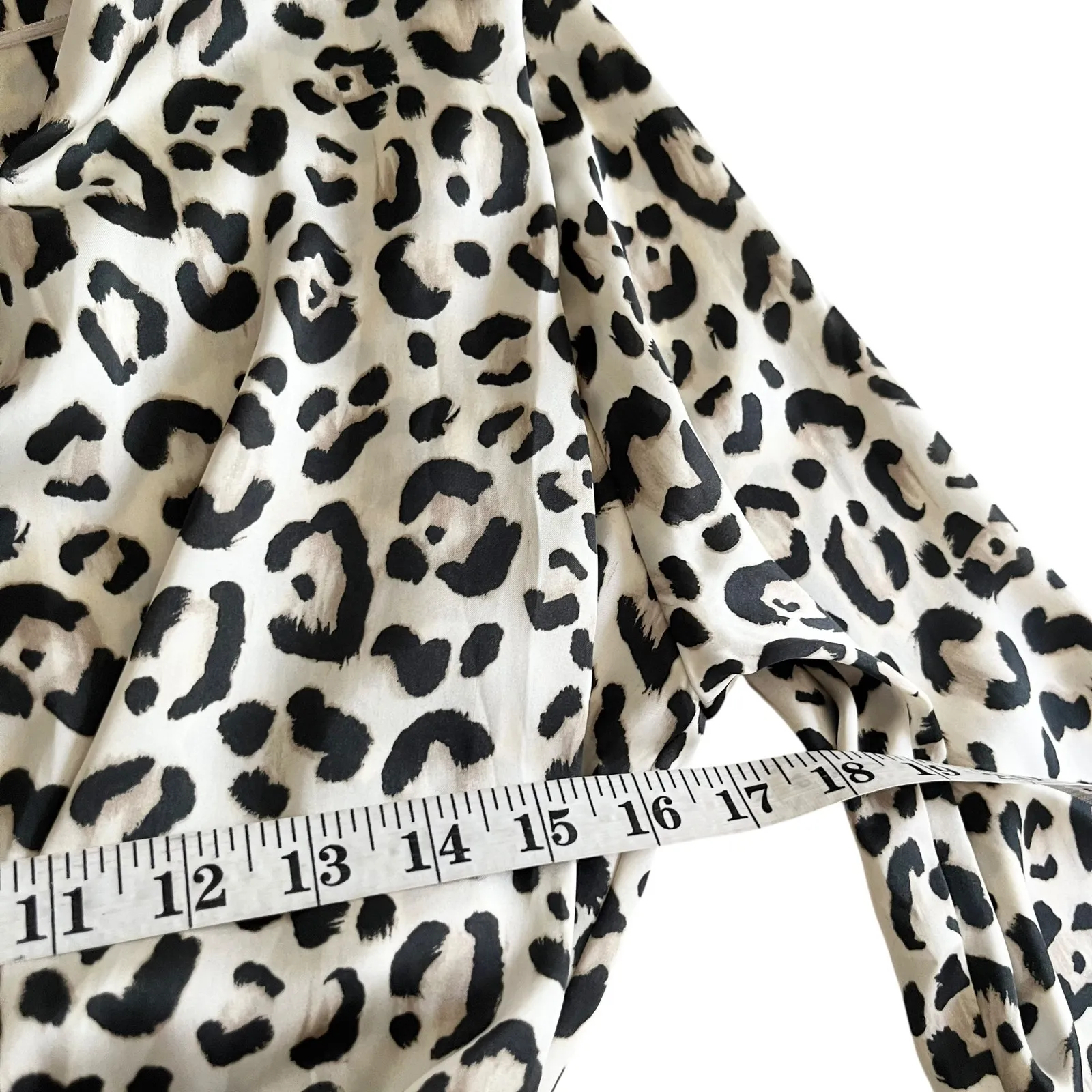 Zara Cream/Black Satin Animal Print V-neck Wrap Dress size Medium - Image 6