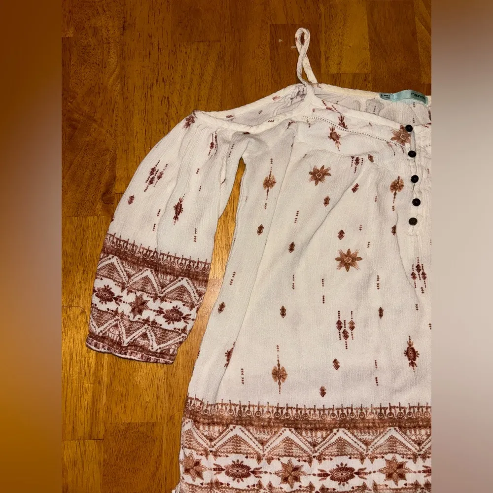 Bohemian Brown and Cream Off-Shoulder Sheer Blouse - Image 3