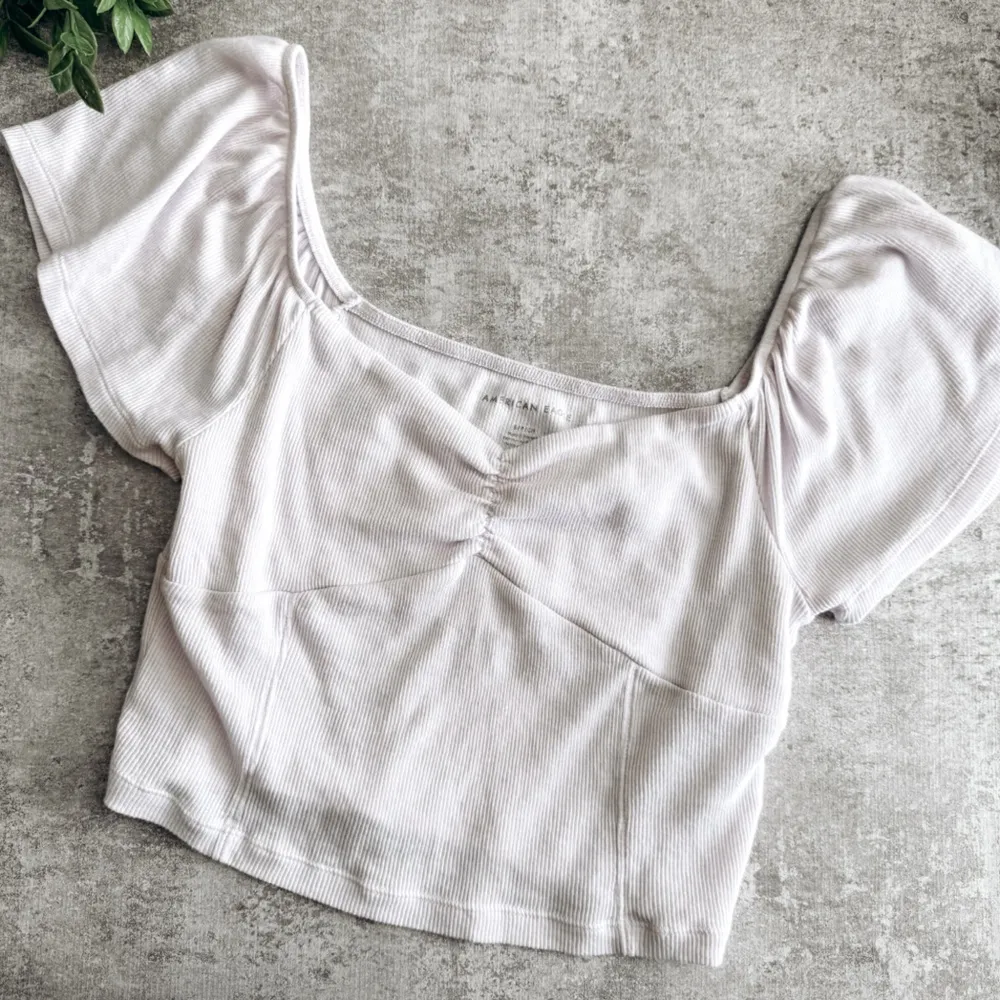 American Eagle Purple Ribbed Short Sleeve Cropped Top Size Small - Image 6