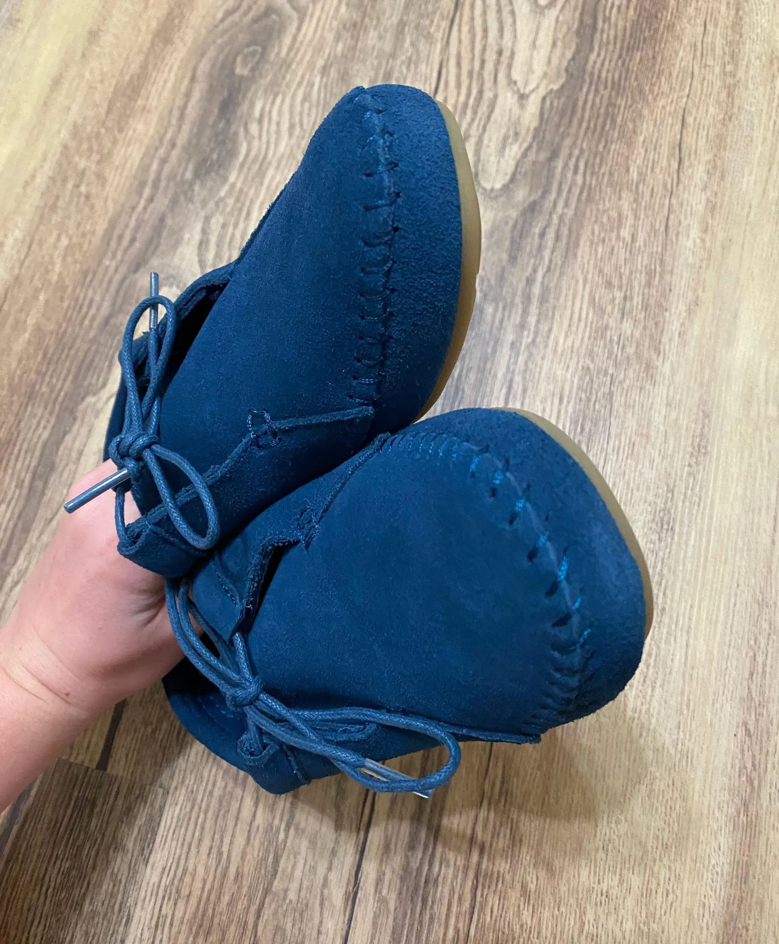 BEARPAW Shoes - Image 5