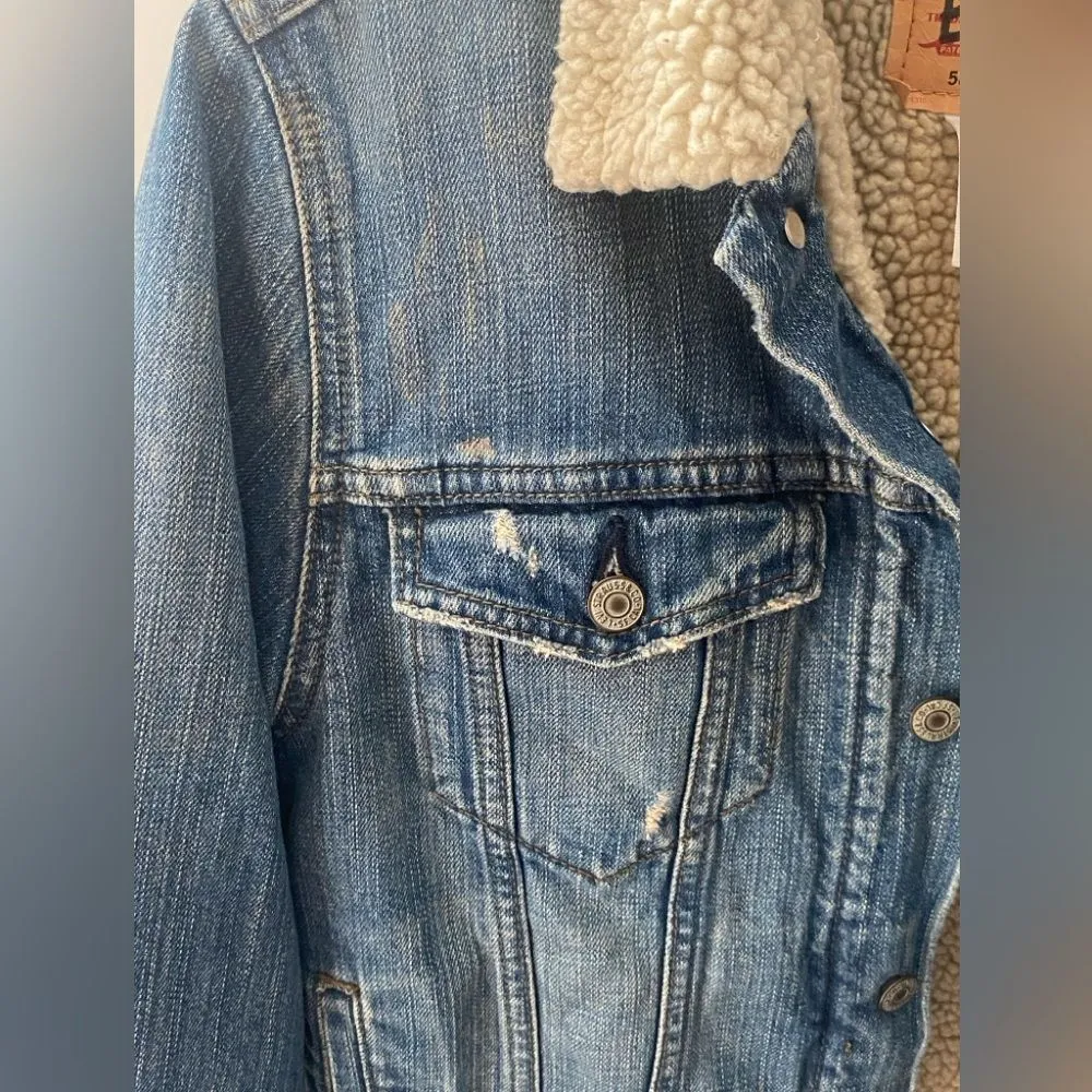 Levi’s Trucker Denim Jean Jacket Sherpa Lined Faded Distressed Grunge 90s Y2K - Image 5