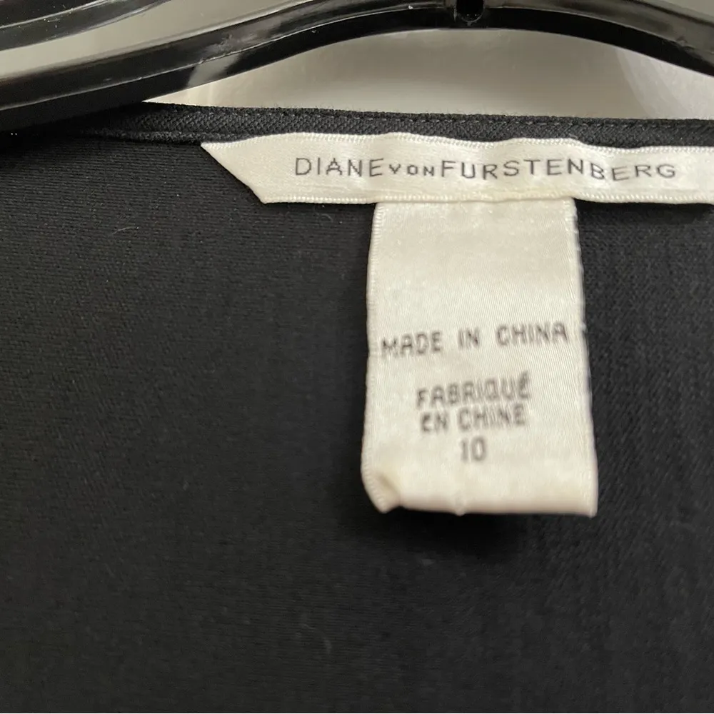 DVF Black Beulah V-neck Midi Wrap Dress - Image 10
