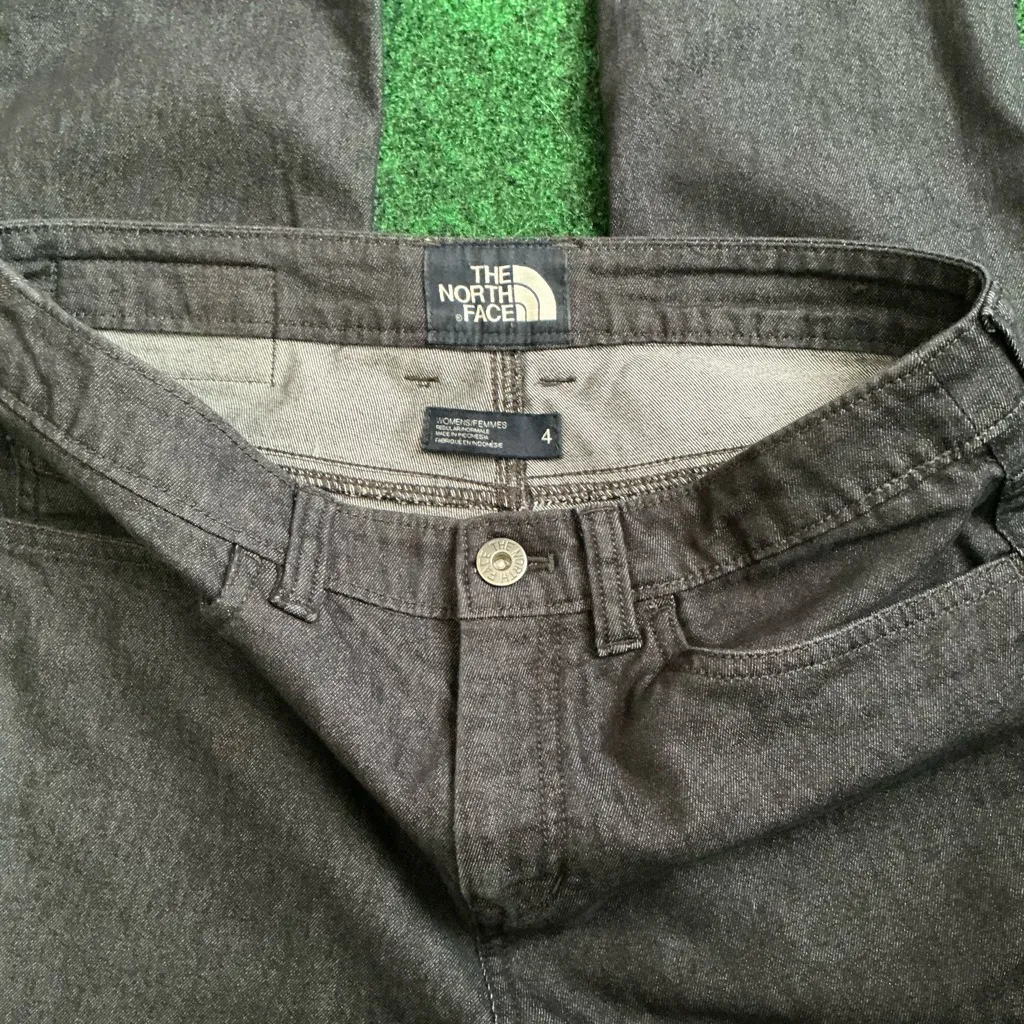 The North Face Black Denim Pants size 4 - Image 4
