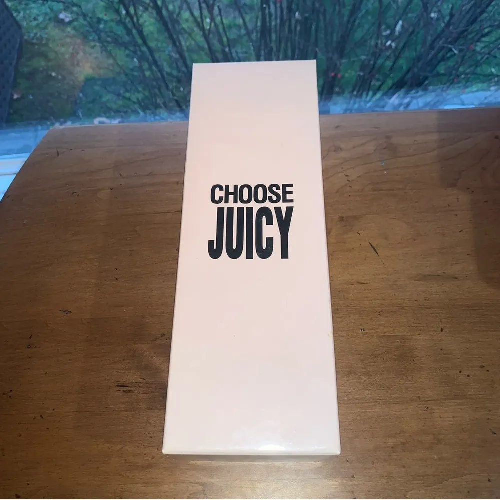 Retro Juicy Couture Pam & Gela Turquoise Rubber Decal Size 6M Flip Flop Sandals - Image 6