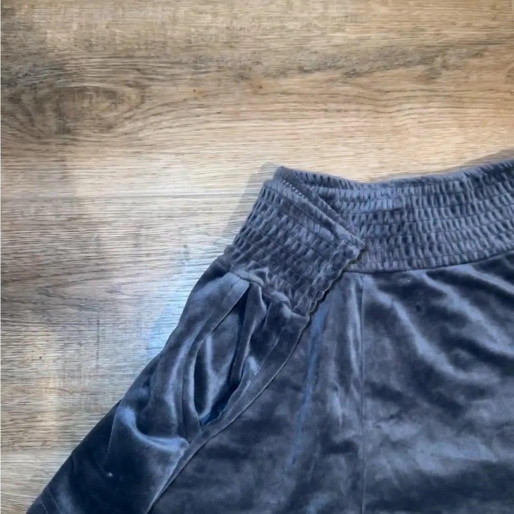 Women's Velvet Lounge Shorts Gray - Image 4
