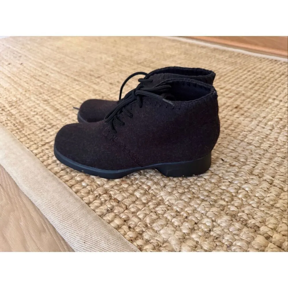 Vintage Talbots Brown Felt Lace-Up Ankle  desert-style chukka  women’s boots - Image 4