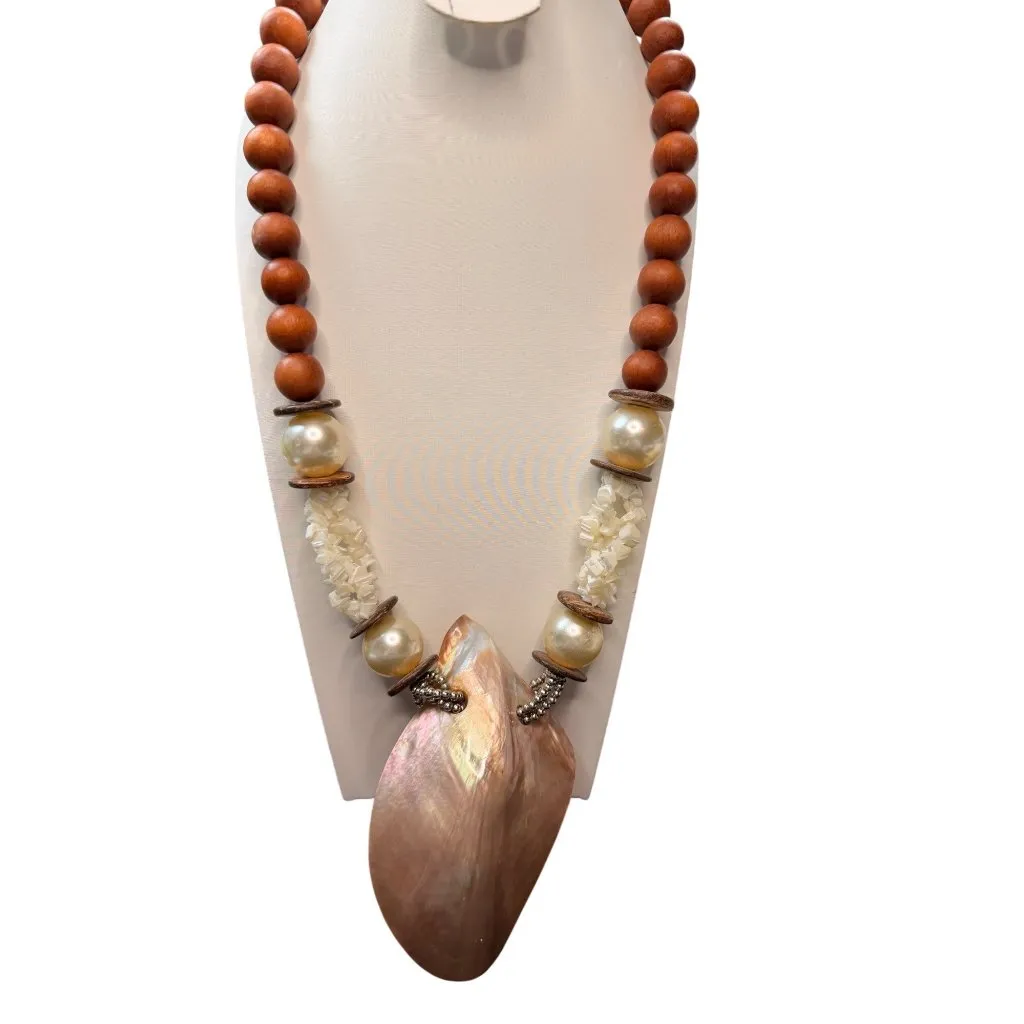 Vintage Large Shell Pendant Beaded Neck Natural Wood Bead Necklace With Shell Pe Brown - Image 4