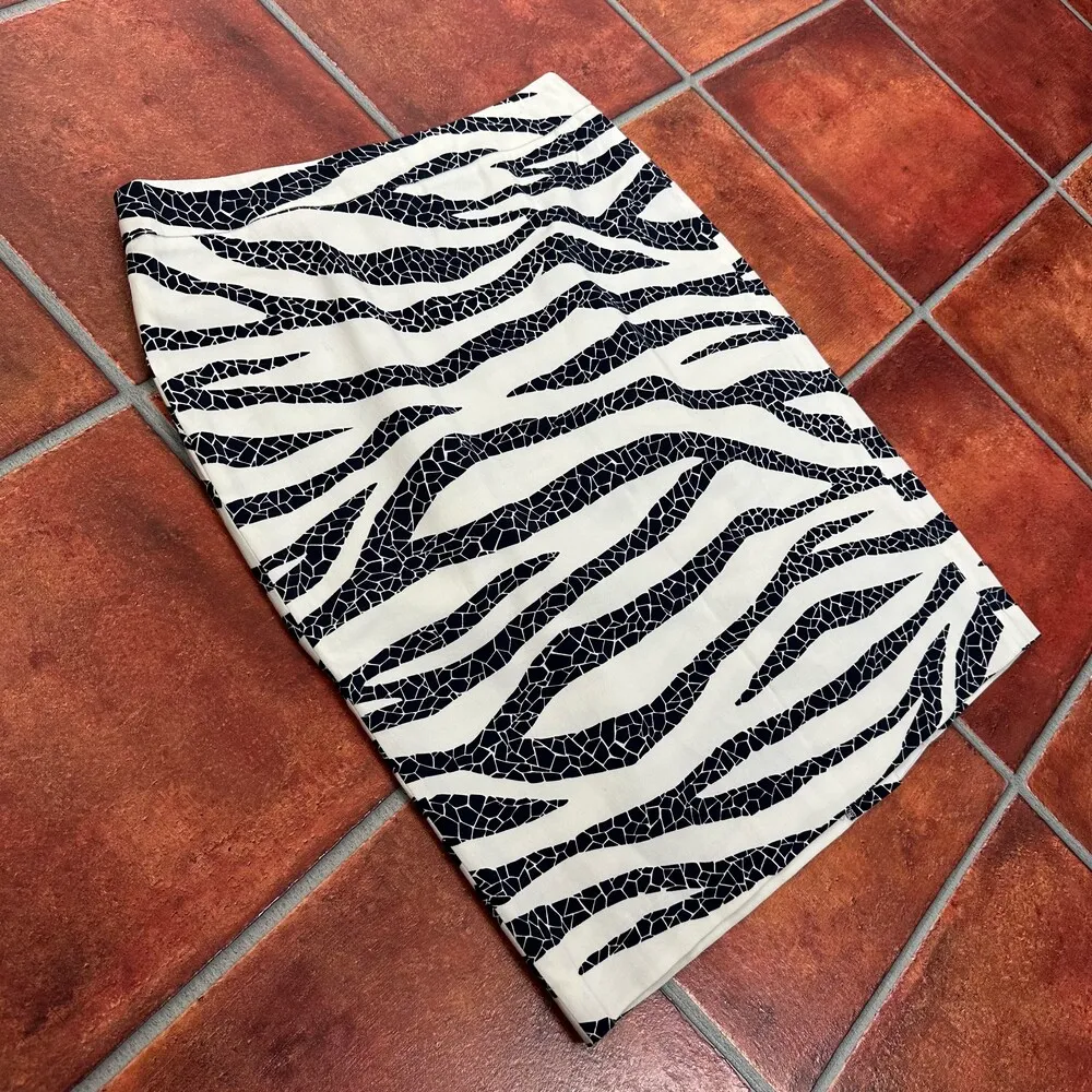 Sandro Paris Zebra Print Knee Length Pencil Skirt Size 8 - Image 7
