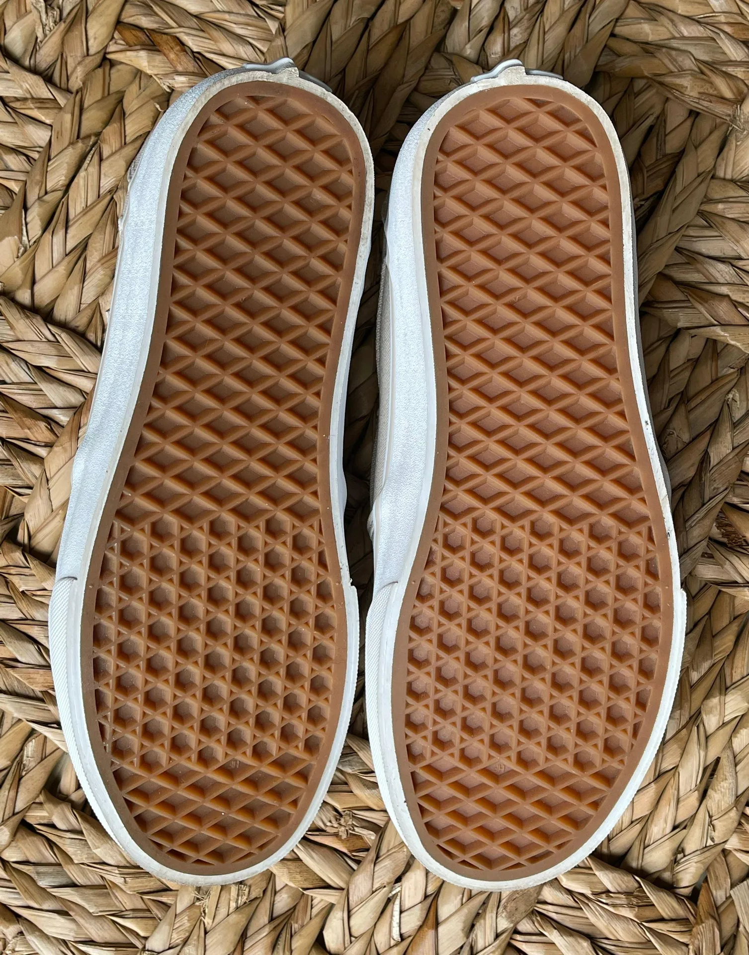 Vans Tan Deluxe Comfort - Image 3
