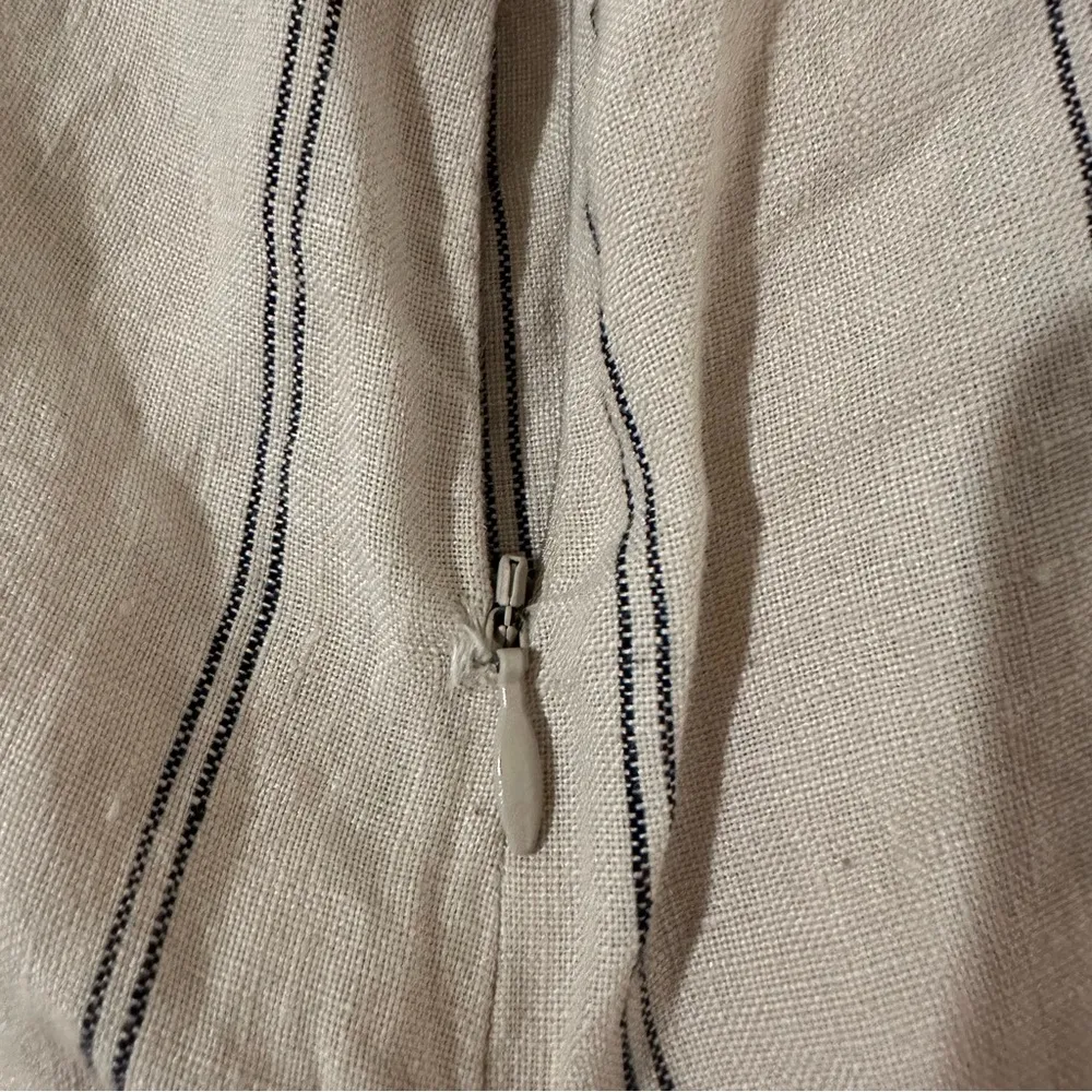 Reformation 100% Linen Elm Jager Jumpsuit size 8 striped blue jumpsuit open back - Image 8