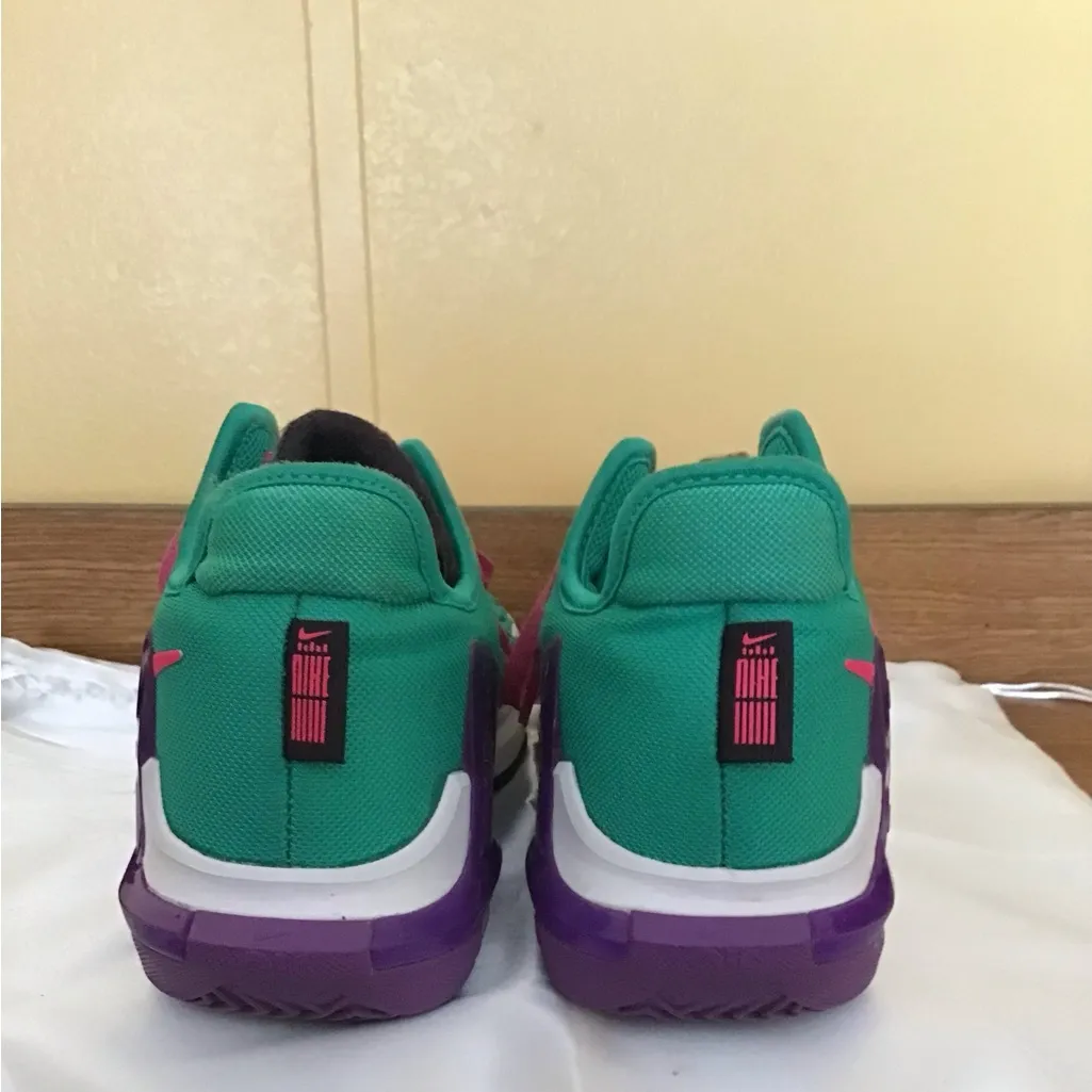 Woman / Men Nike LeBron Witness CZ4052-300 Green/Pink Basketball Sneaker Shoes - Image 3