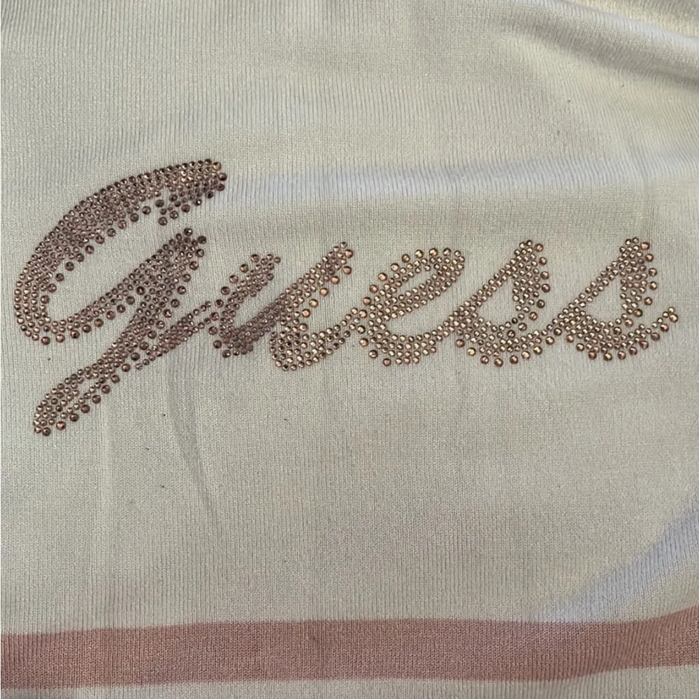 Guess sweater with rhinestones - Image 12