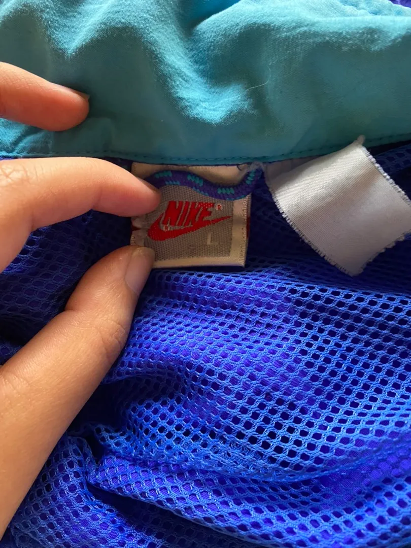 Nike Vintage Windbreaker - Image 4