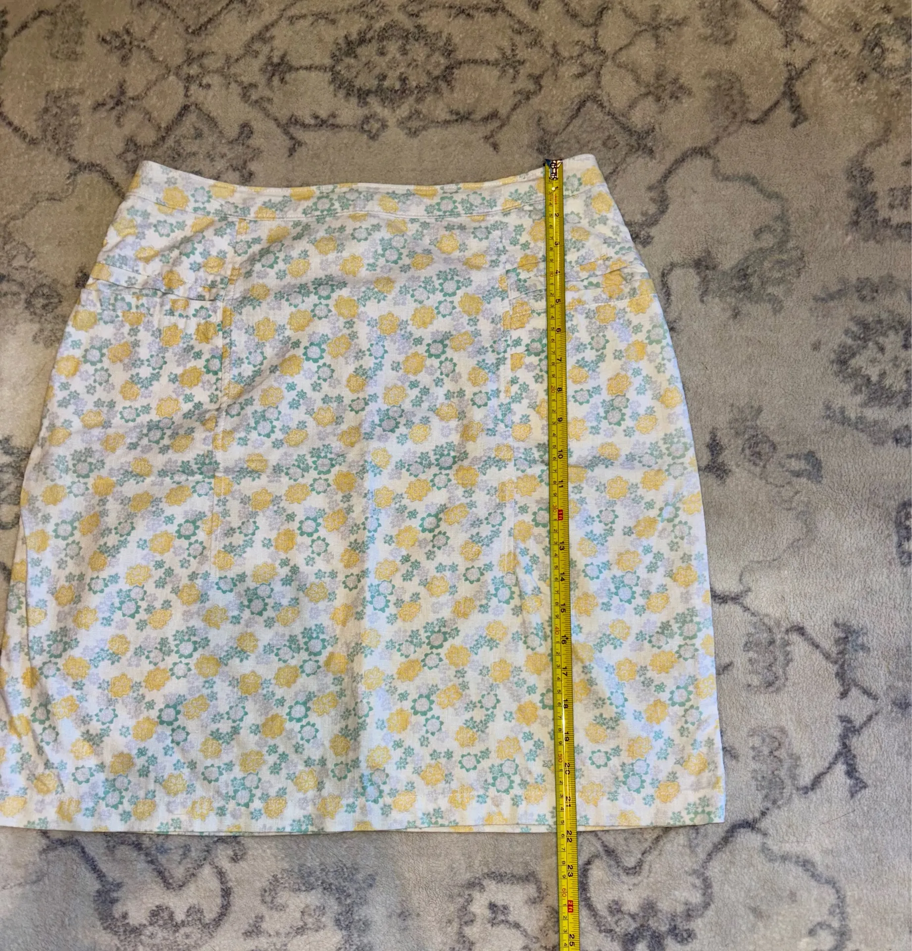 Vintage Woolrich Skirt Short Yellow Ditzy Floral Flower Print Linen Blend Sz 10 Approximate. Size tag faded.  - Image 3