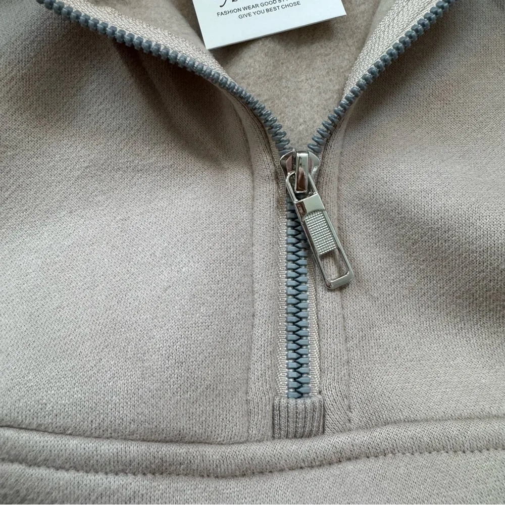 NWT Tan half zip hoodie Size M - Image 8