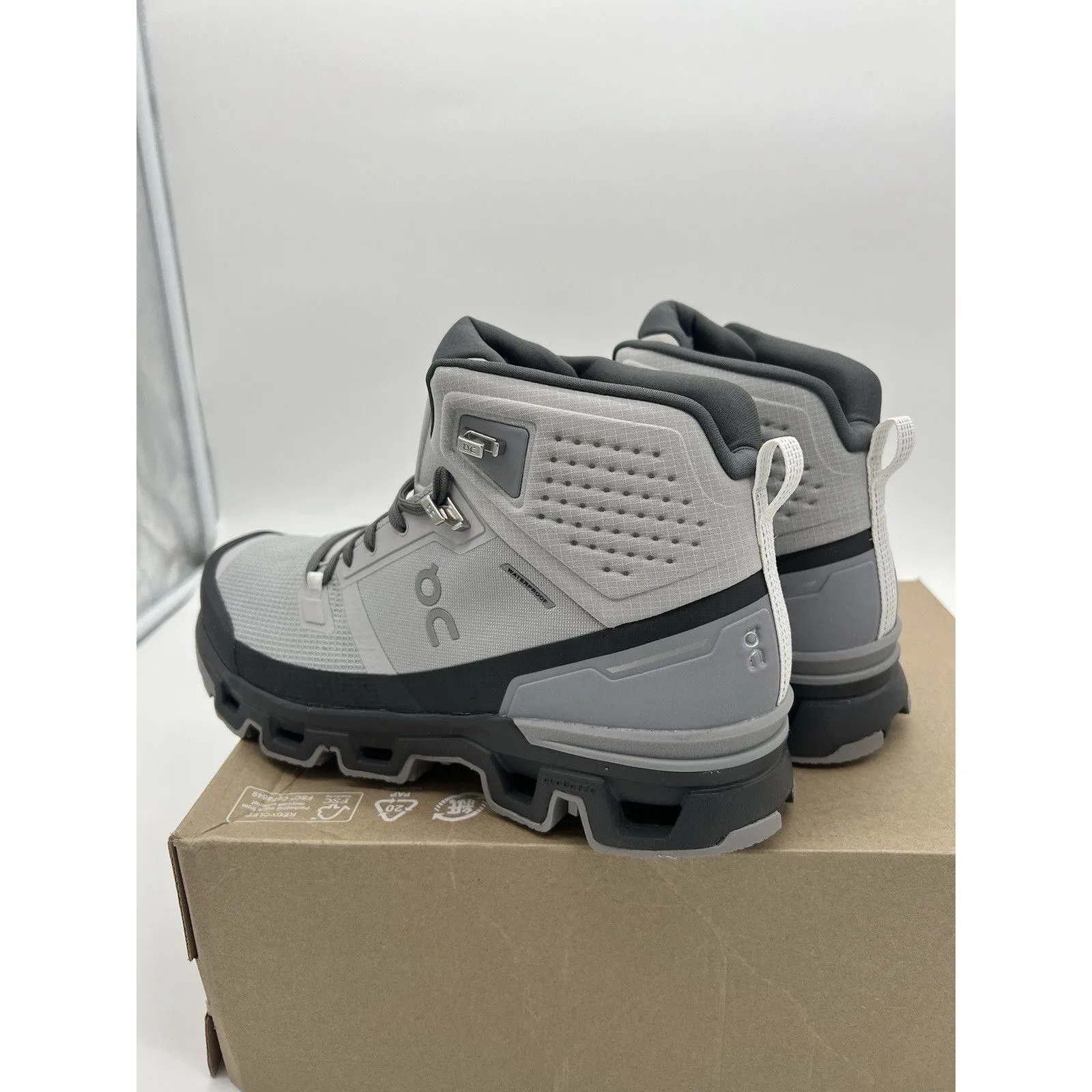 On Cloudrock 2 Glacier Eclipse Waterproof Women's Size 7 Hiking Boots Shoes - Image 5