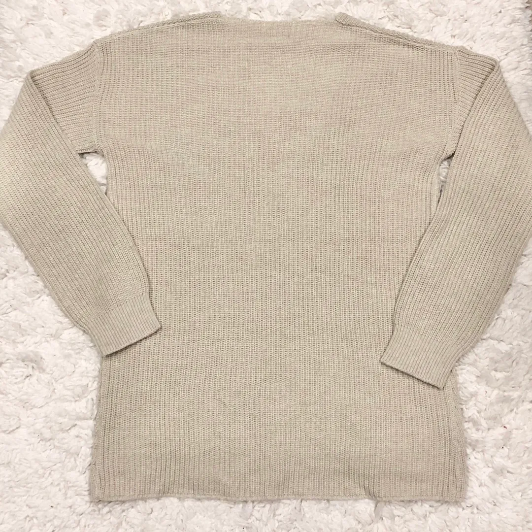 V-Neck Sweater Oatmeal Beige Size Small - Image 4