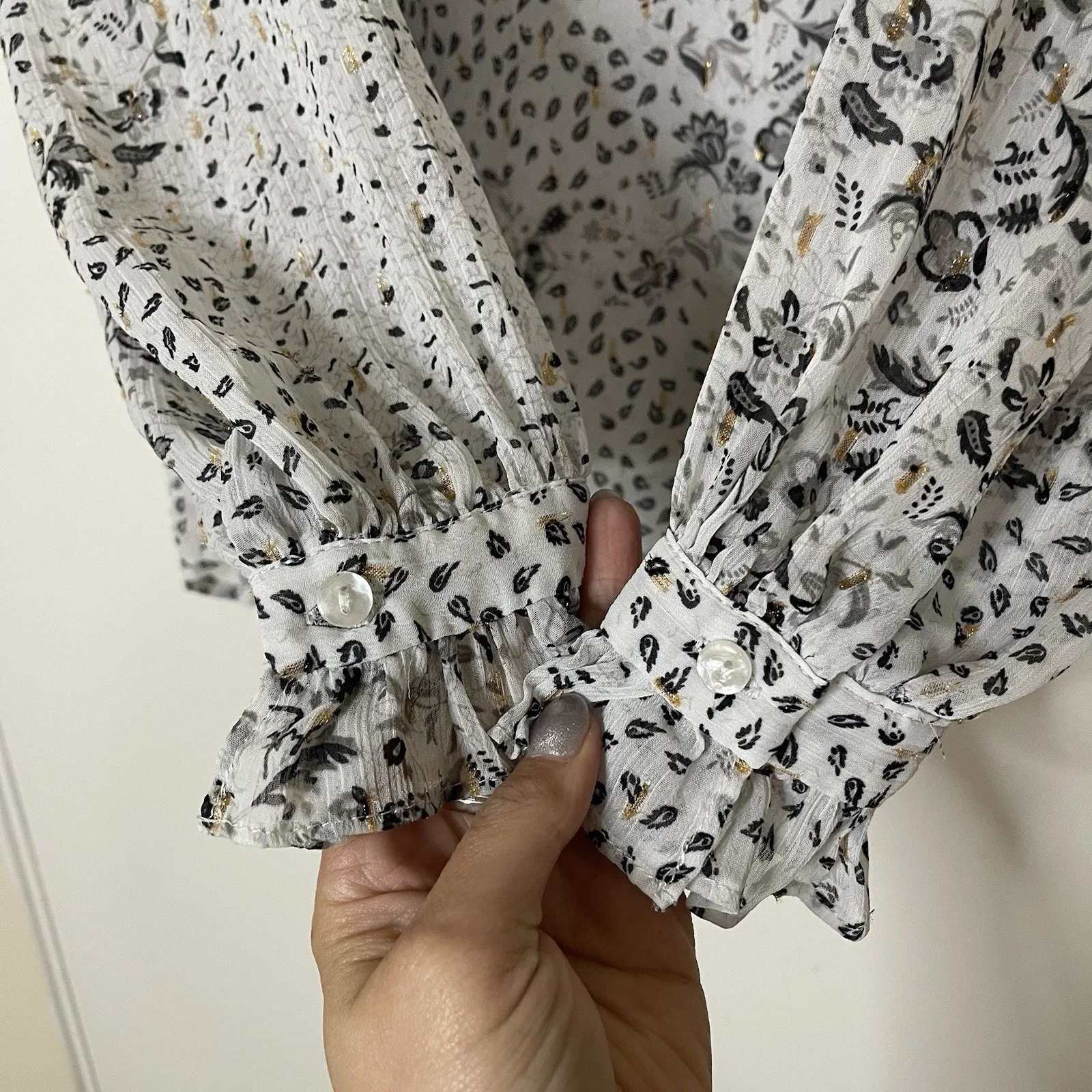 Anthropologie Maison d'amelie long sleeve abstract floral white blouse small - Image 3