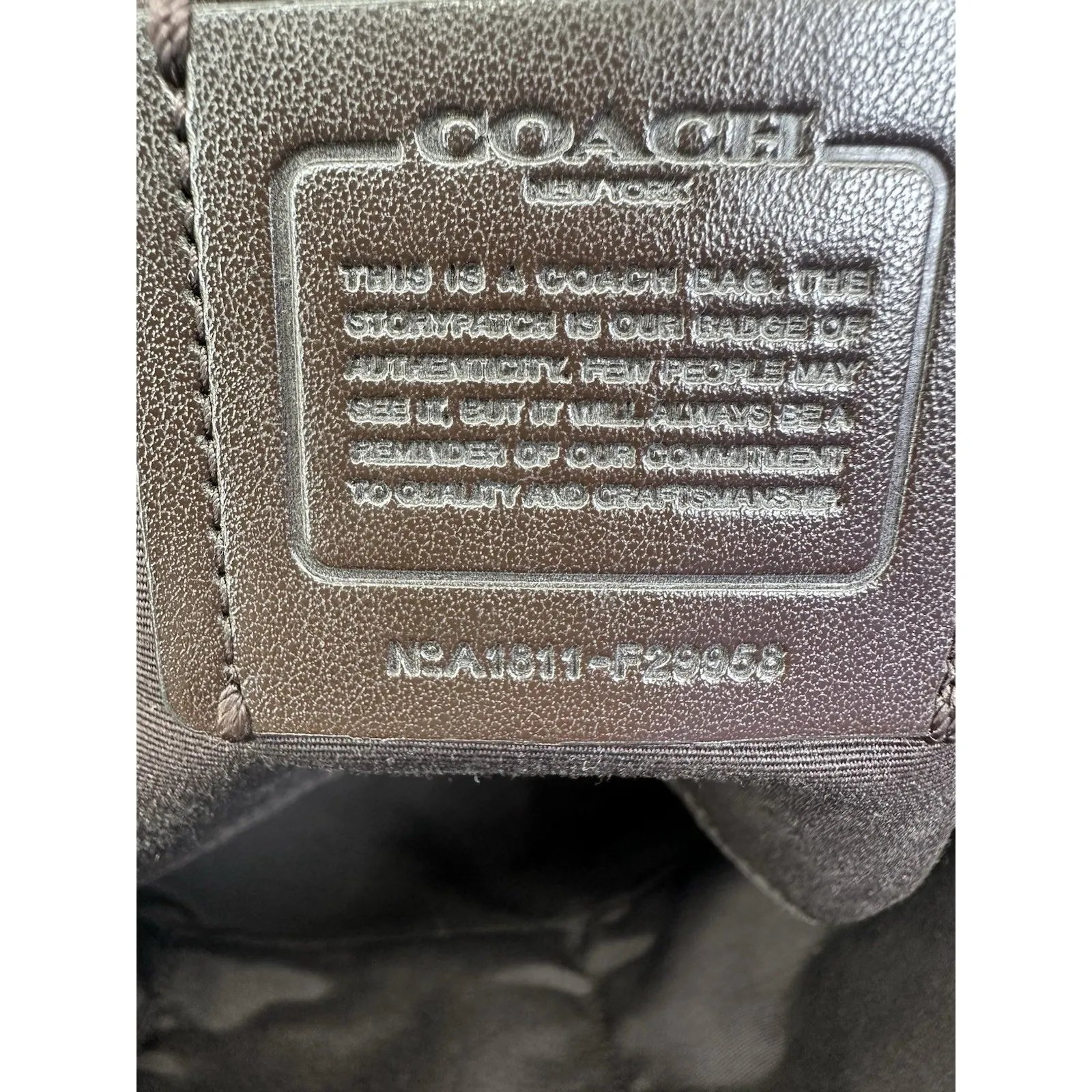 COACH Tote Purse F29958 Signature Canvas Leather Beige White Zipper  Shoulder - Image 9