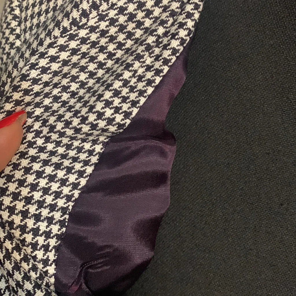 Size 6P Ann Taylor Loft houndstooth long blazer - Image 3