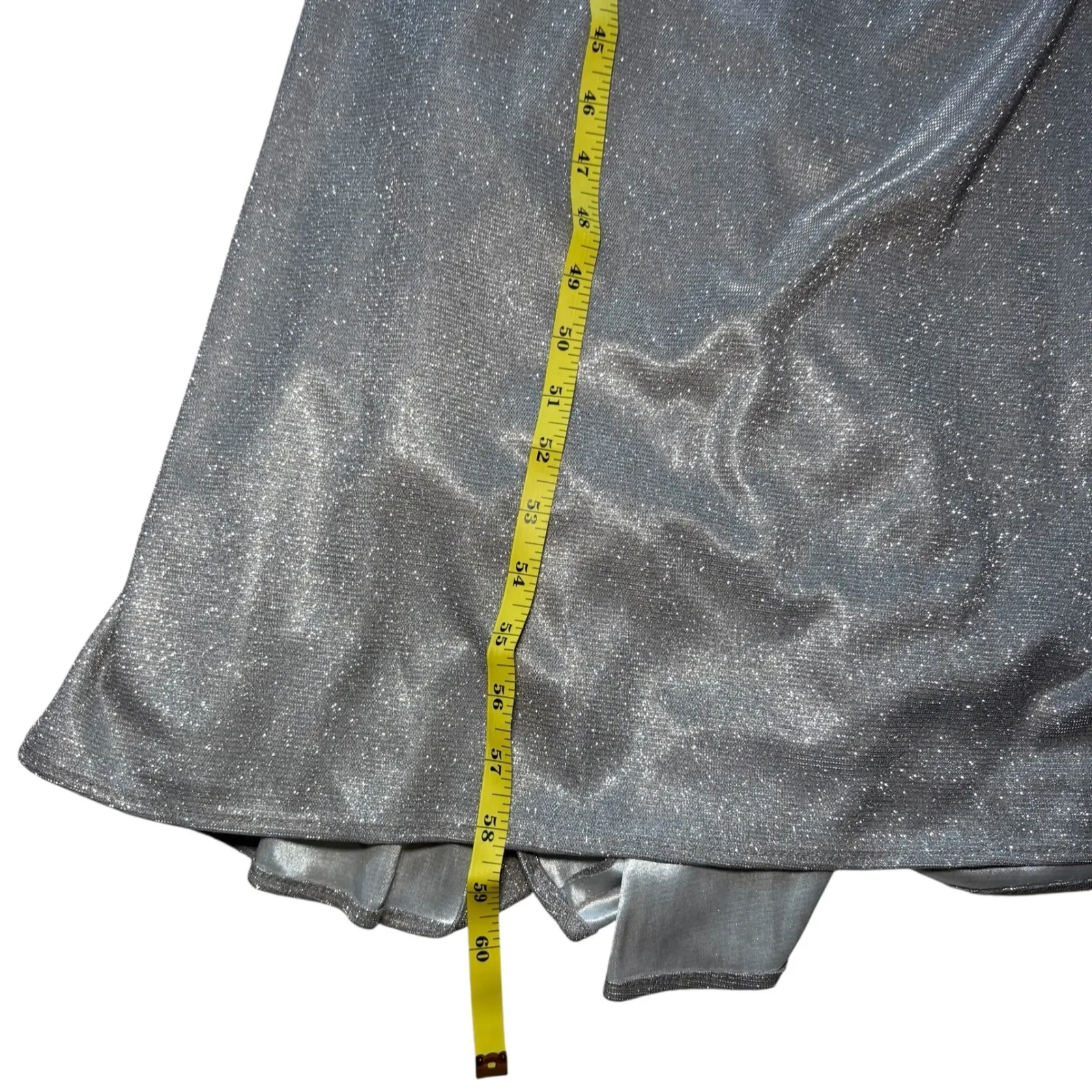 Betsy & Adam Silver Metallic Gown Evening Formal Dress Flutter Sleeve Size 4 EUC - Image 9