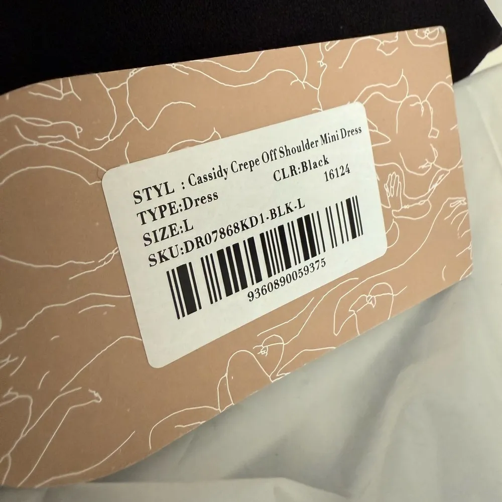 MESHKI Cassidy Crepe Off Shoulder Mini Dress - Image 7