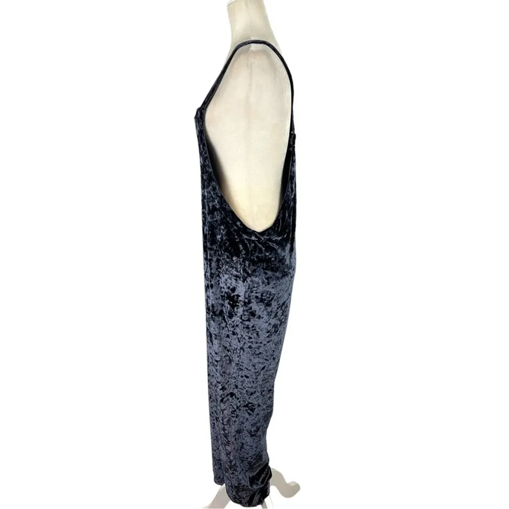 Urban Outfitters Tania Shapeless Velvet Square Neck Overall Jumpsuit Navy Medium - Image 8