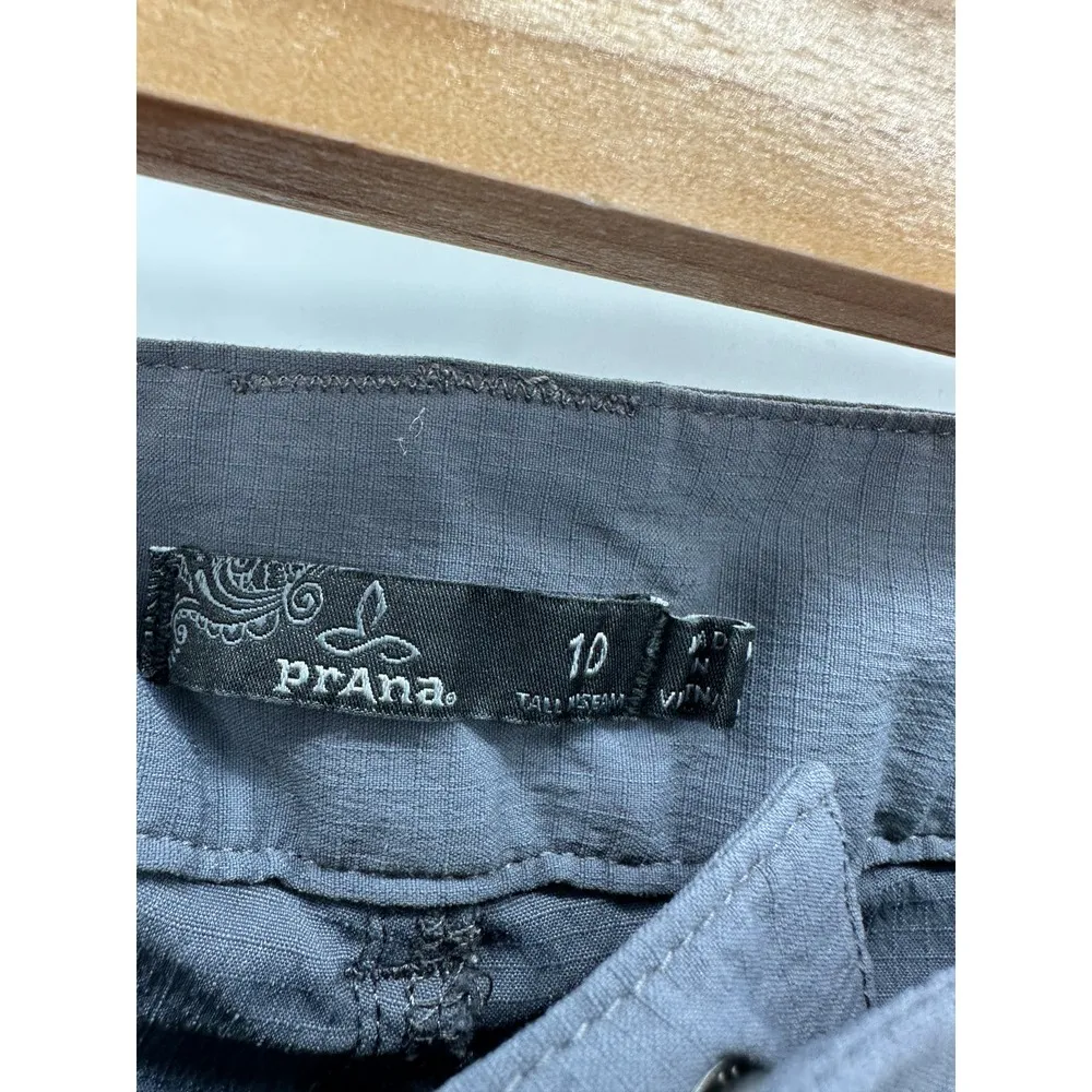Prana Dark Grey Double Button Outdoor Zip Off Pants Women's Size 10 - Image 6