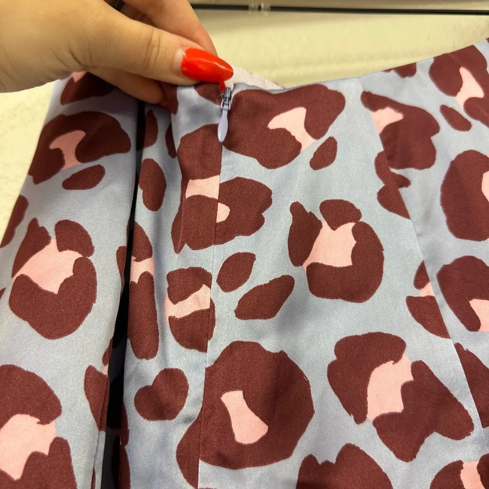 Lovers & Friends Cox Shorts Leopard Print Size XS pink purple - Image 3