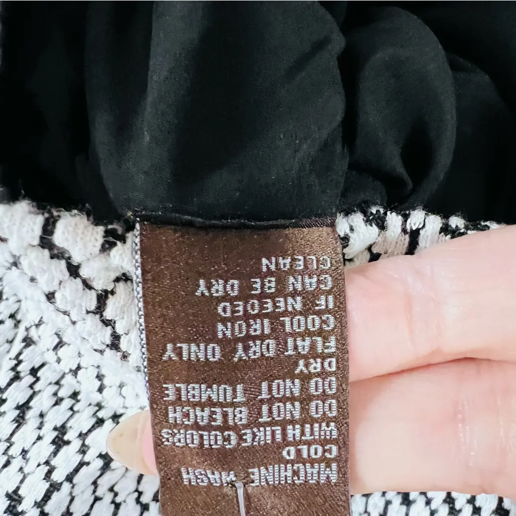 J.McLaughlin 3/4 Sleeve Black and White Button Front Collarless Jacket Size XL - Image 9