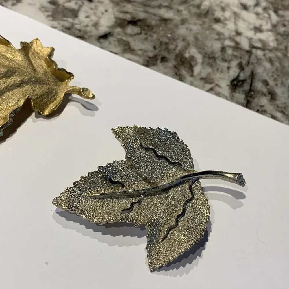 Vintage Signed Hedy Leaves Costume Jewelry Brooches 1 Leaf Signed BSK - Image 5