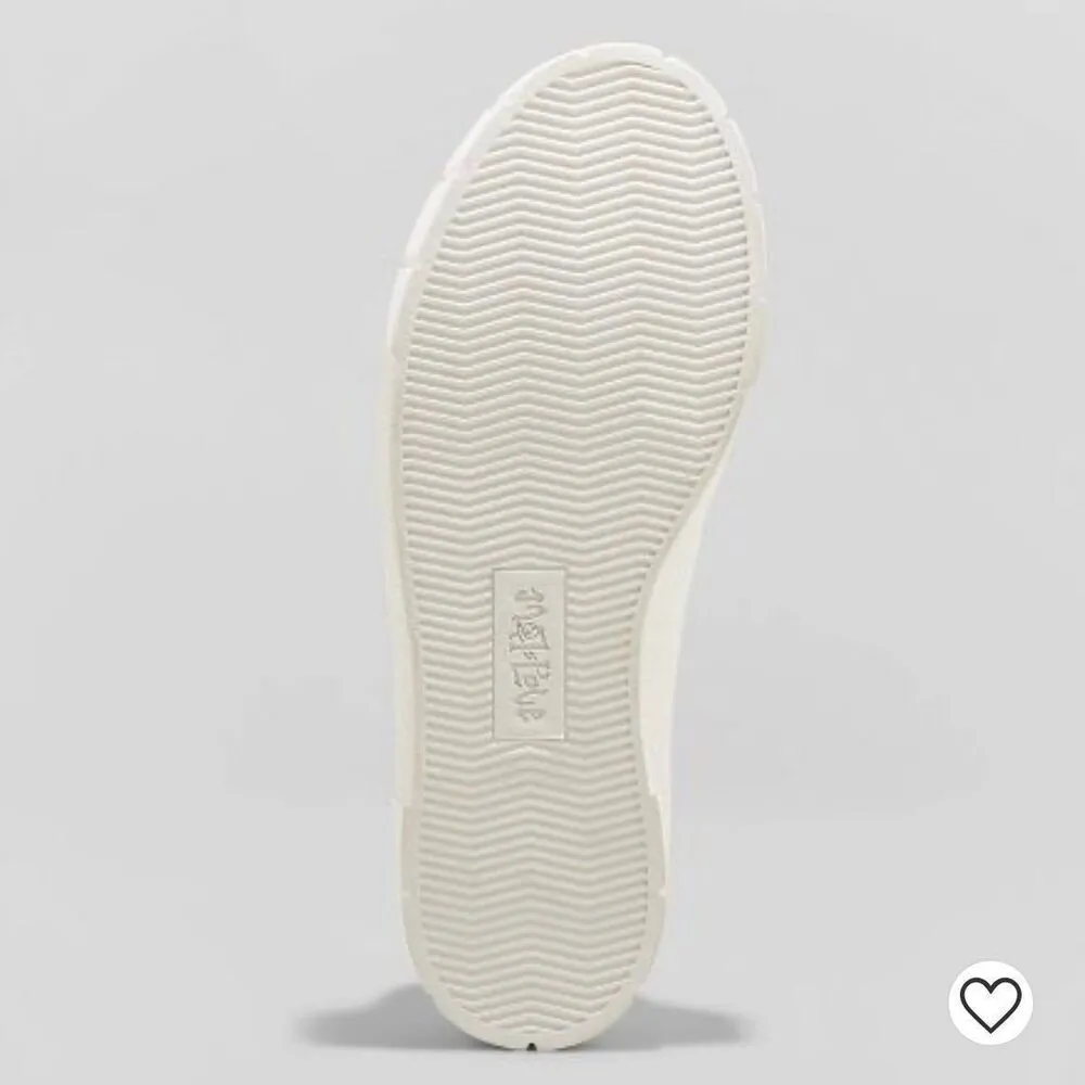 NEW Mad Love Women's Fran Sneakers- Size 8 White - Image 5