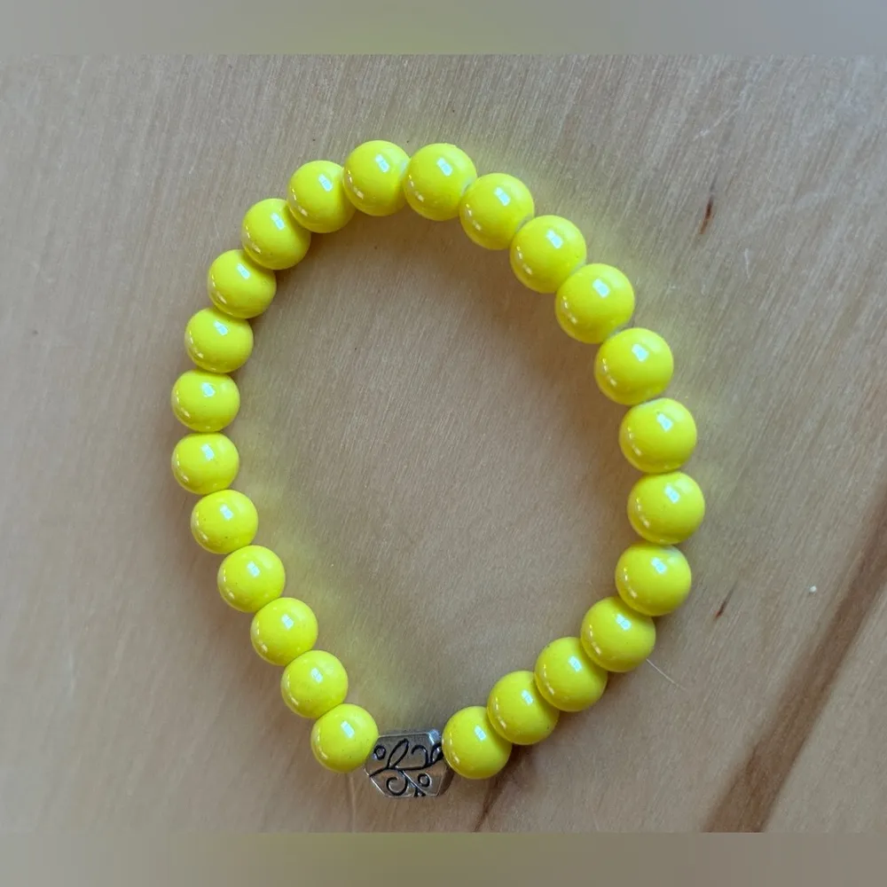 Yellow Beaded Bracelet Size 6 - Image 3