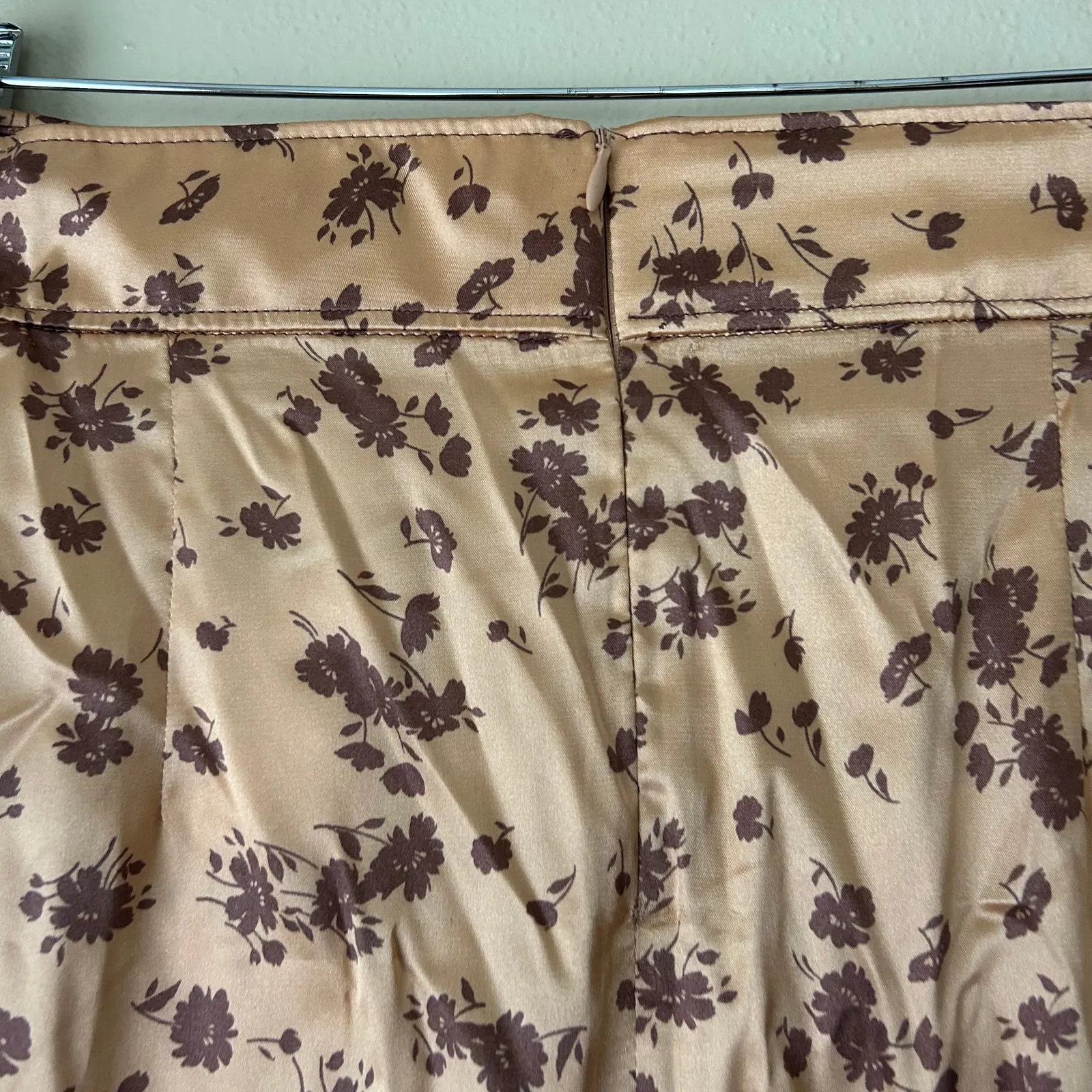 Zara Pink Champagne Floral Midi Skirt Size XS - Image 7